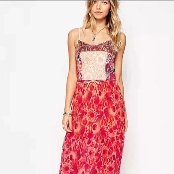 Maaji Dresses & Skirts - Maaji Maxi Dress Large Pink Mixed Print Lace Detail Boho Tiered Spaghetti Strap